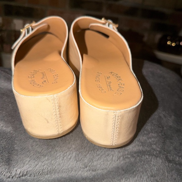 Kork-Ease Cream Mules with Buckle - Picture 4 of 6